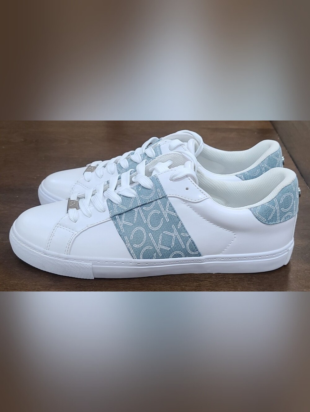Calvin Klein Gwena Low-Profile Casual Sneaker Women's